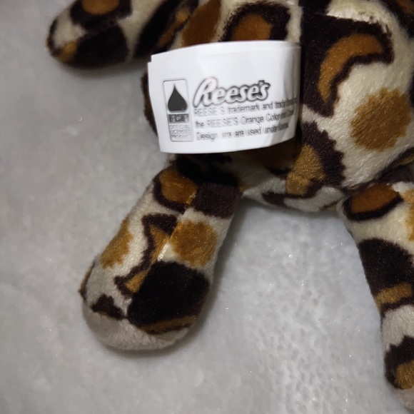 Reese’s brand leopard - Picture 4 of 4